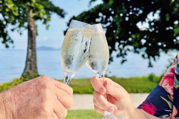 CHEERS-600×400.jpg